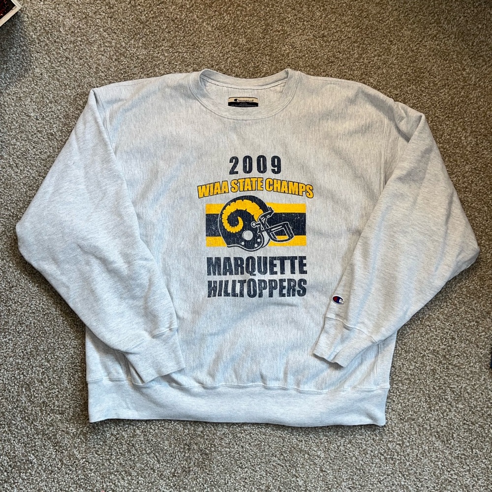 Vintage Champion - Gray Reverse Weave Marquette Hilltroppers crewneck sweatshirt